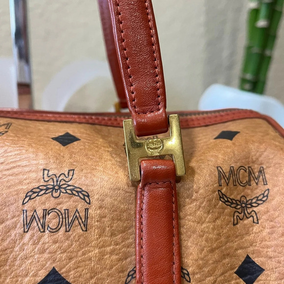 MCM Bag - Picture 6 of 13